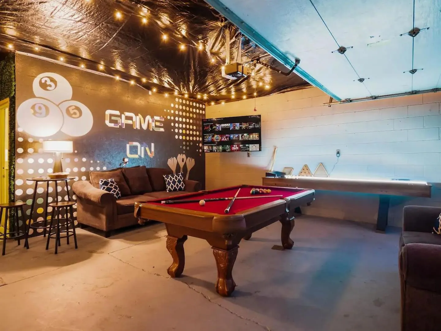 הוילה קולומבוס Fun Upscale Oasis W Hot Tub Near Osu & Short North 0*,  ארצות הברית